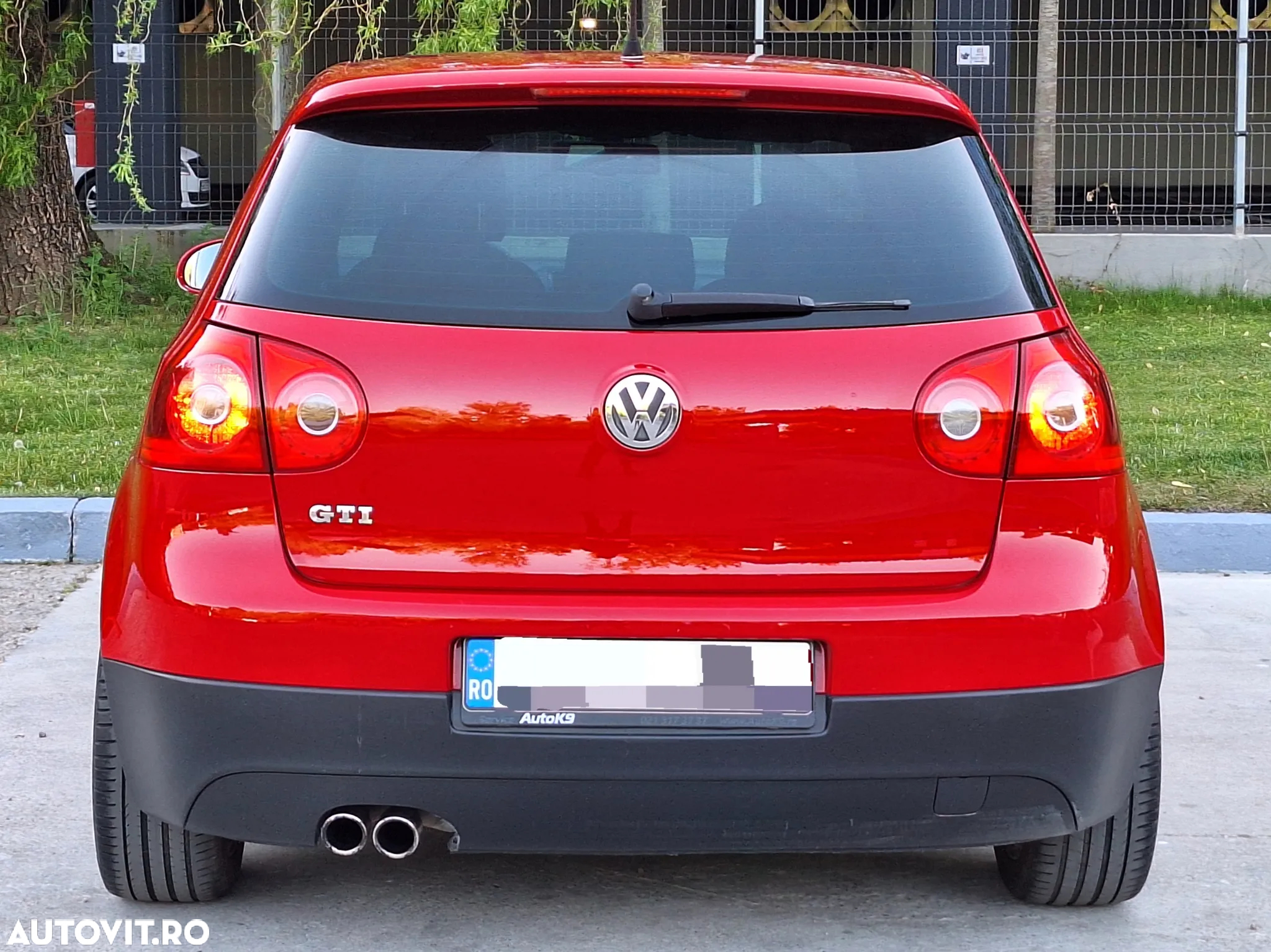 Volkswagen Golf 2.0 FSI GTI - 6