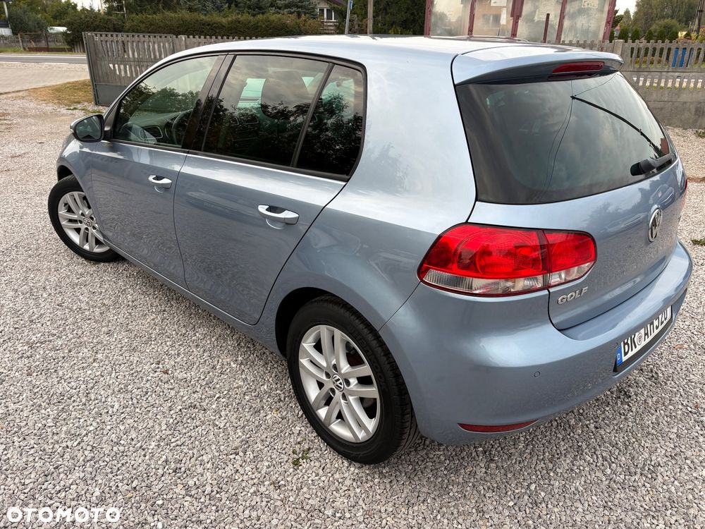 Volkswagen Golf - 16