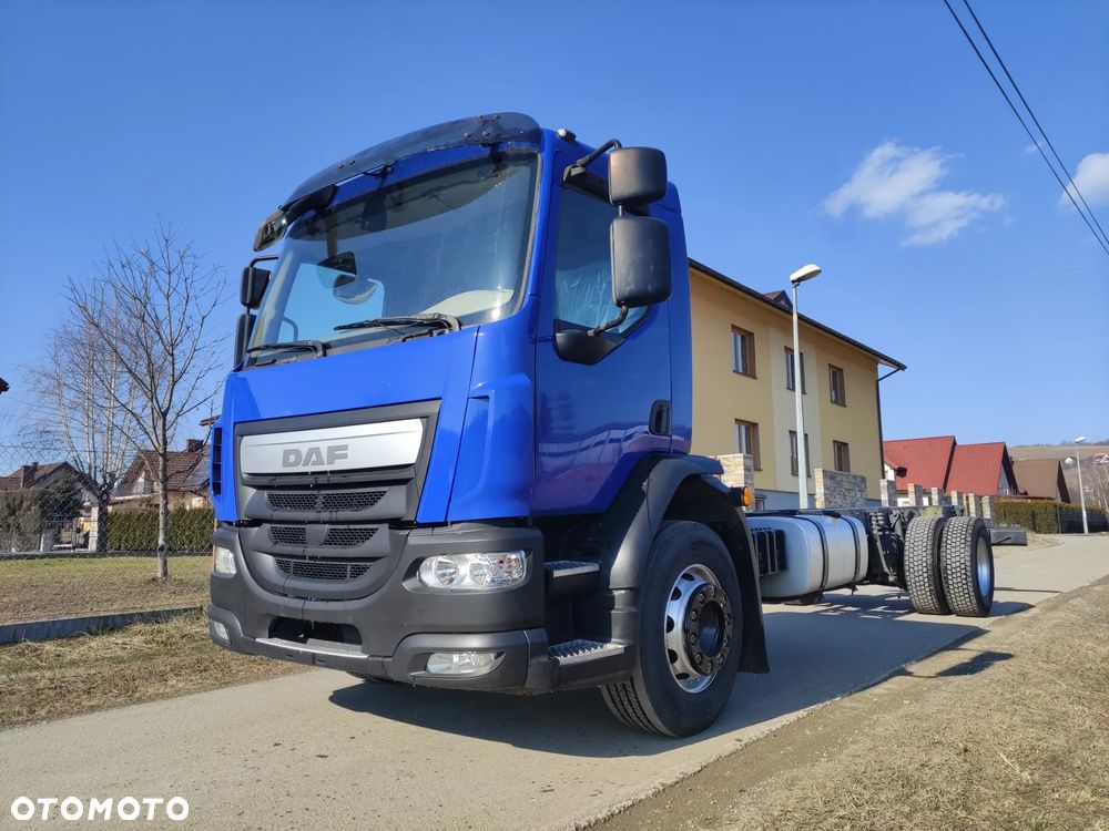 DAF LF 18.320 Kontener 20 palet - 8