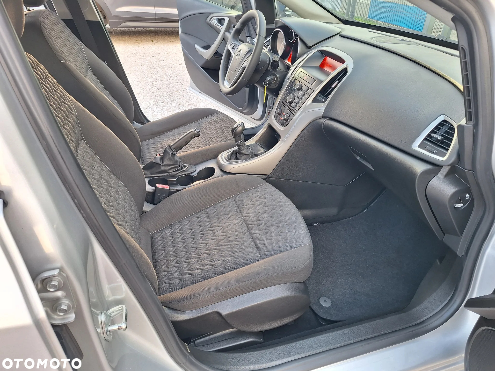 Opel Astra 1.6 Active - 23