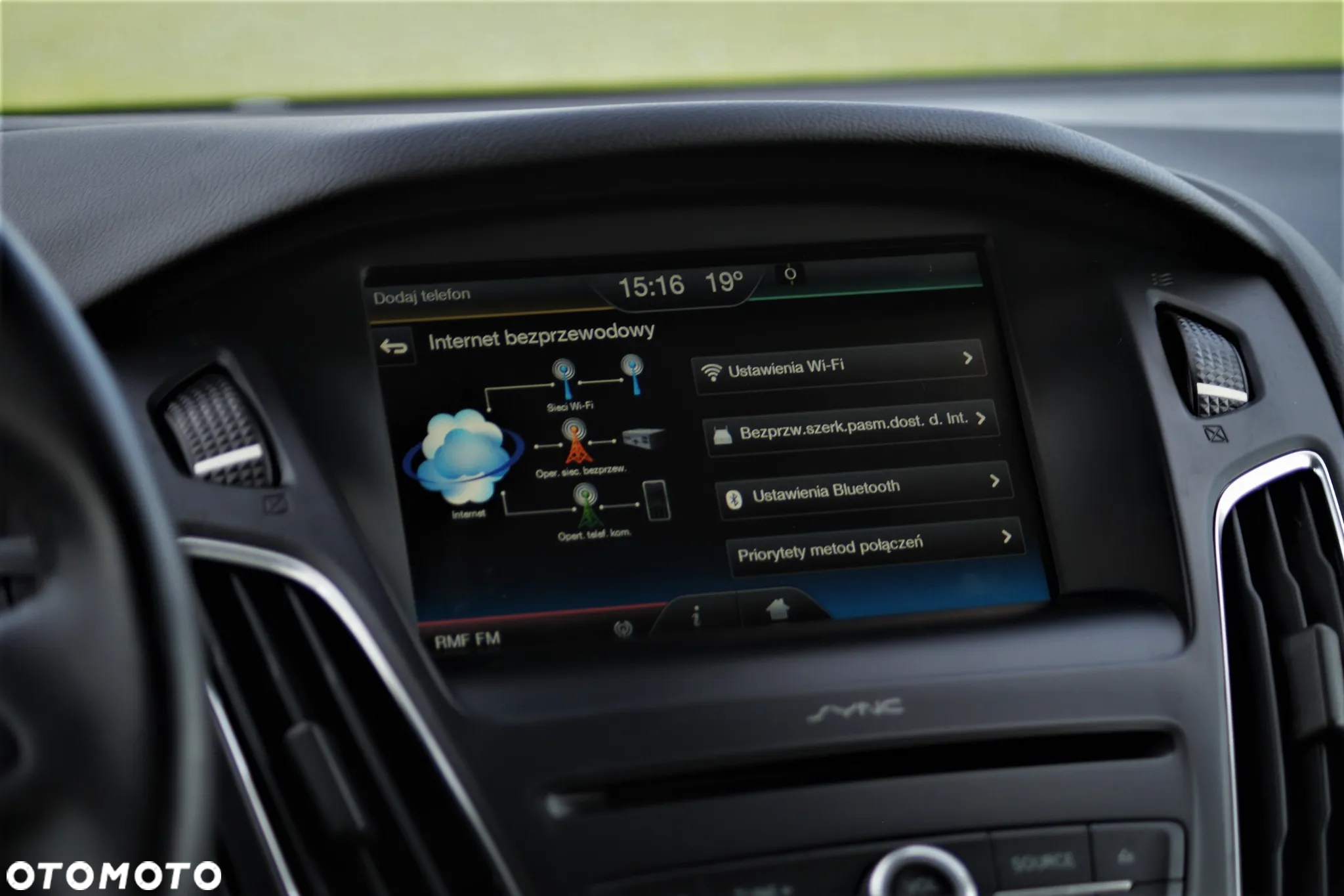 Ford Focus - 36