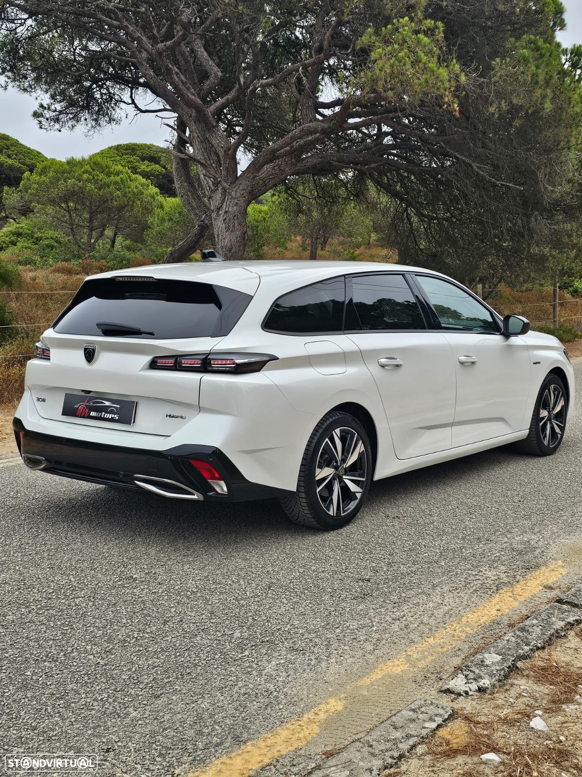 Peugeot 308 SW 1.6 Hybrid Allure e-EAT8 - 3