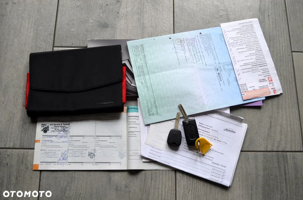 Citroën C5 2.0 16V Confort - 26