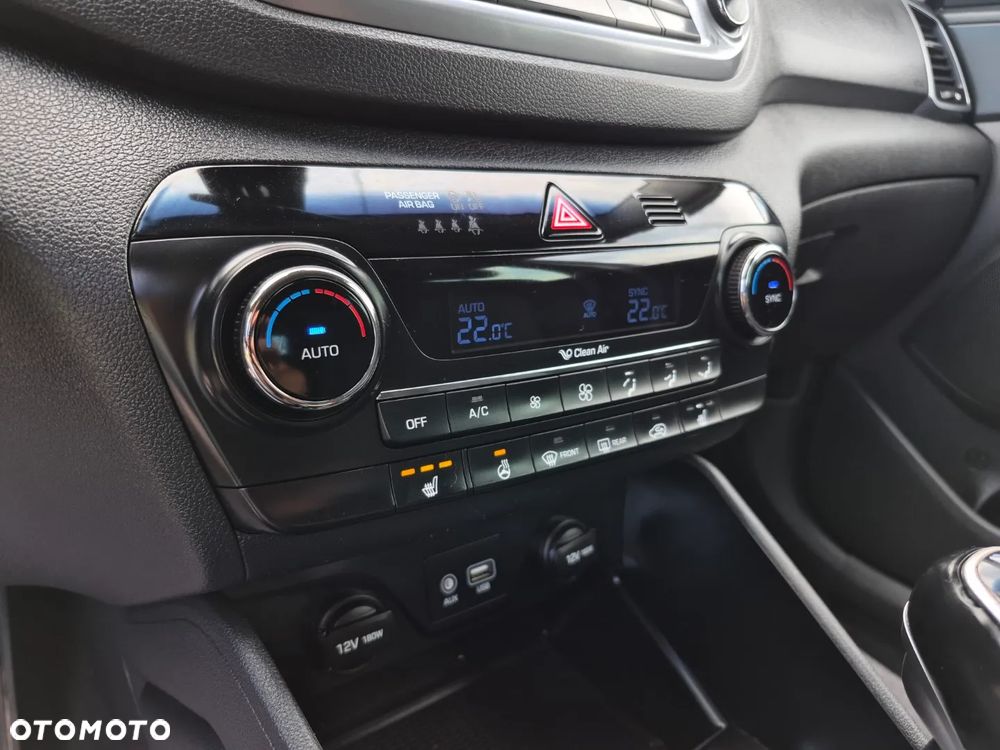 Hyundai Tucson blue 1.6 GDi 2WD Navi - 18