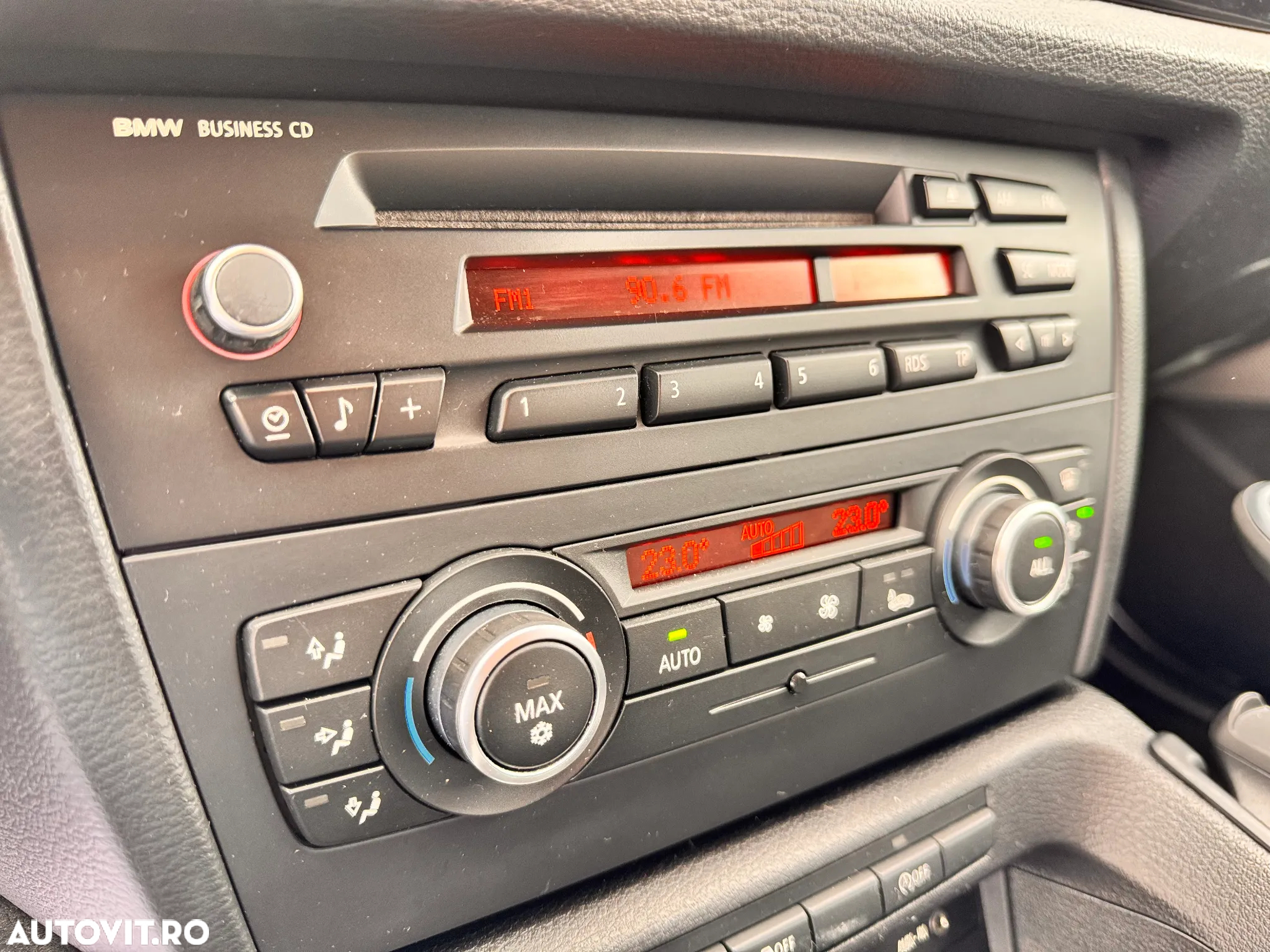 BMW X1 sDrive18d - 29