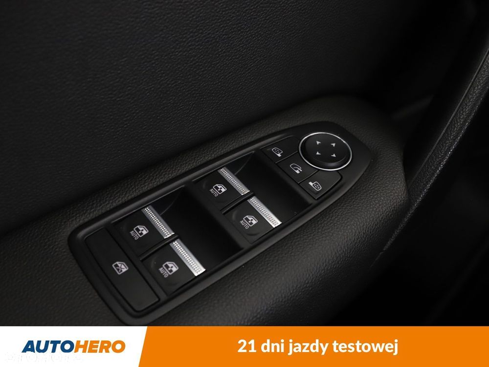 Renault Captur - 33