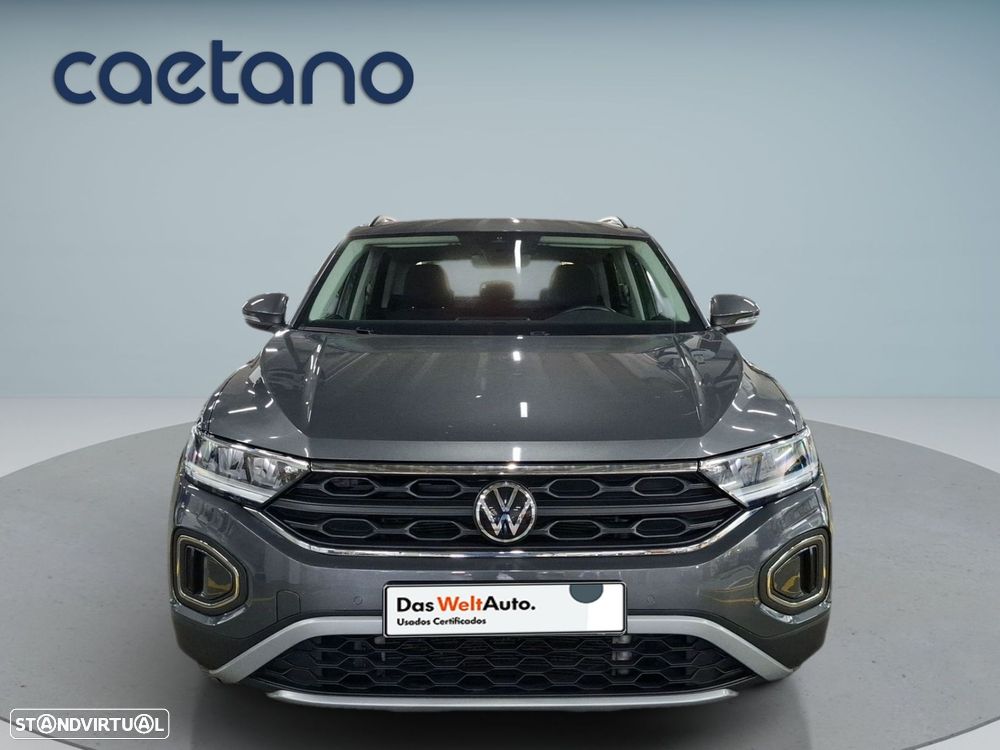 Volkswagen T-Roc 1.0 TSI Life — fotografia 2