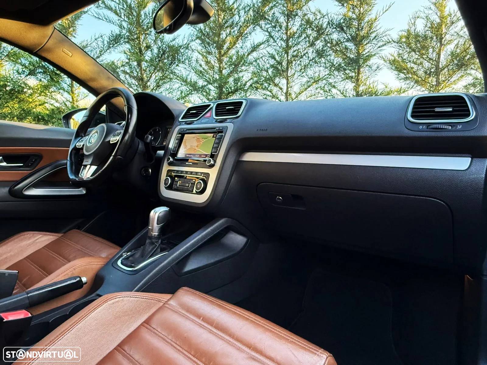 VW Scirocco 2.0 TDI Sport DSG - 12