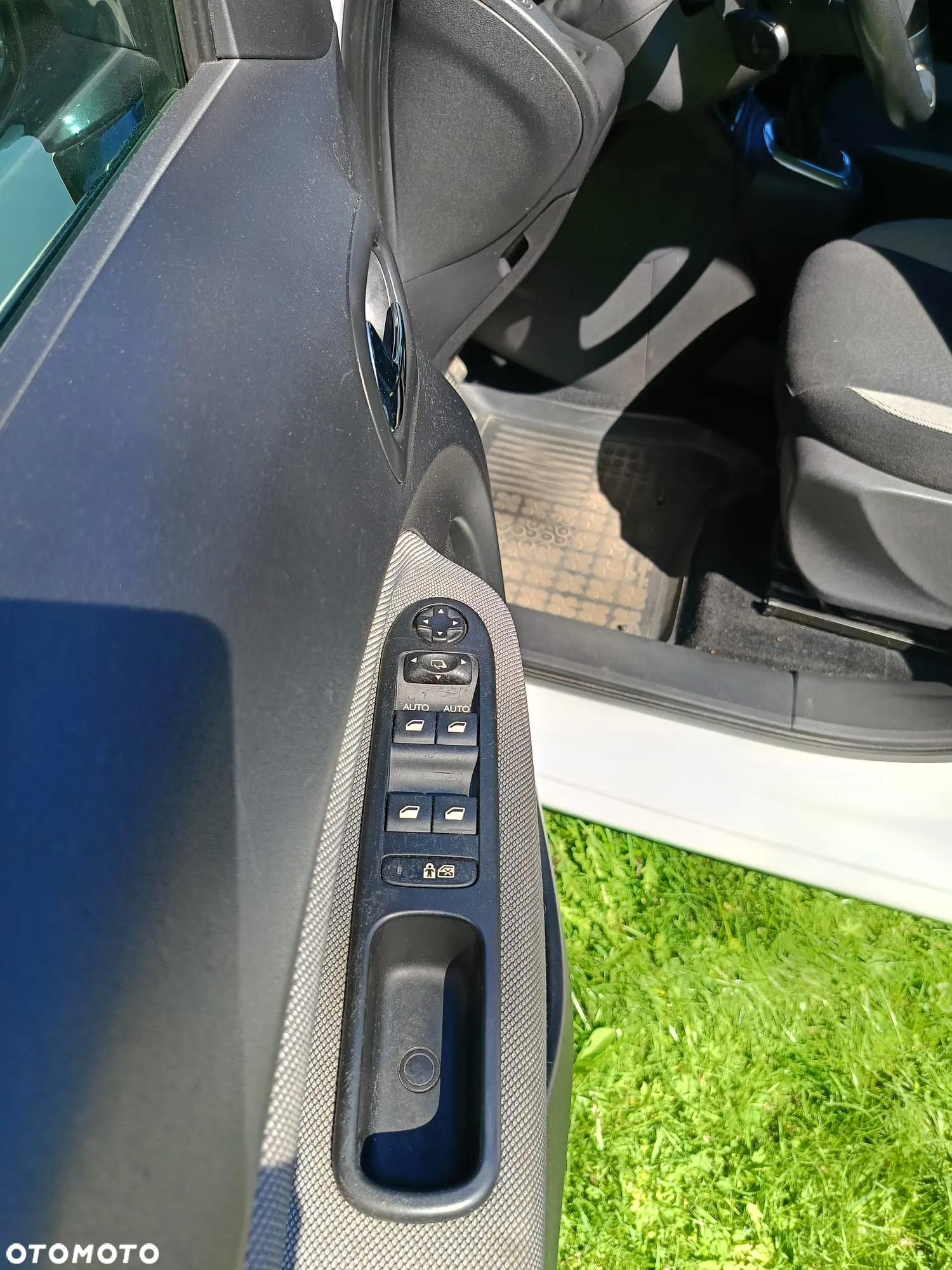 Citroën C3 Picasso 1.6i Exclusive - 15