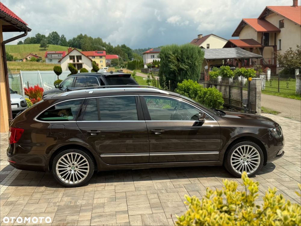 Skoda Superb 2.0 TDI 4x4 L&K DSG - 4