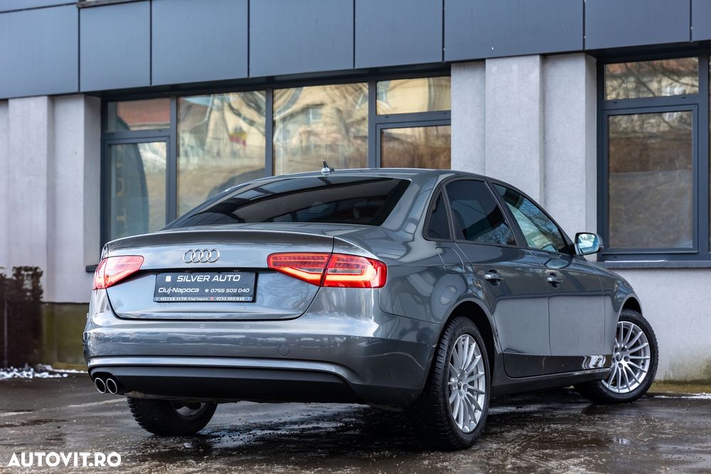 Audi A4 2.0 TDI ultra design - 31