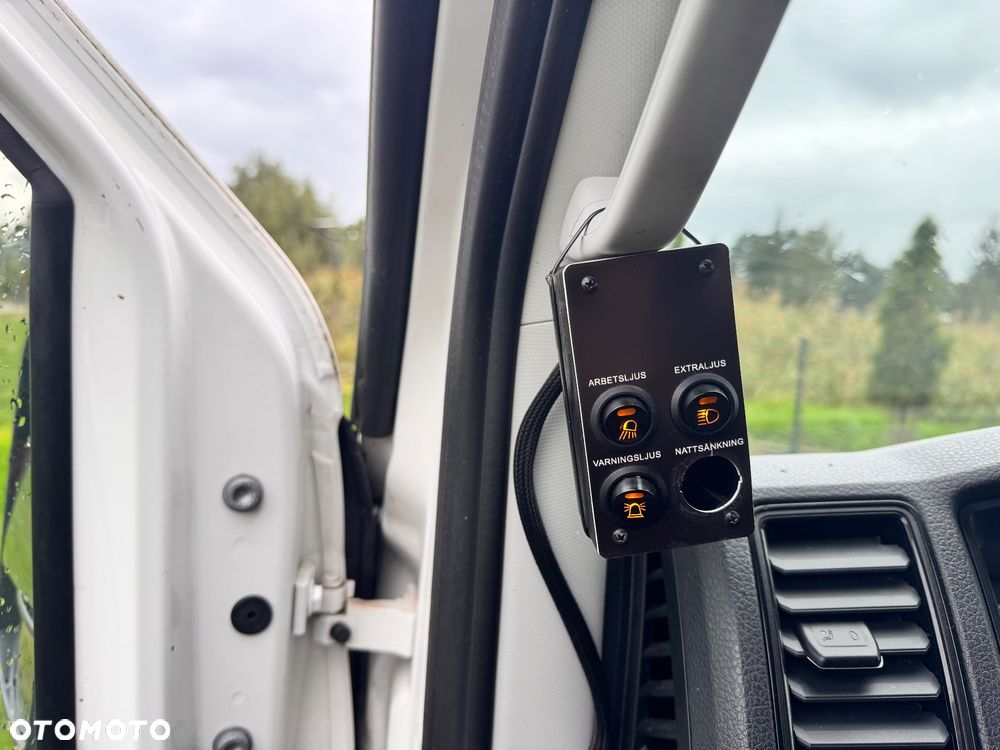 Volkswagen Crafter RWD - 11