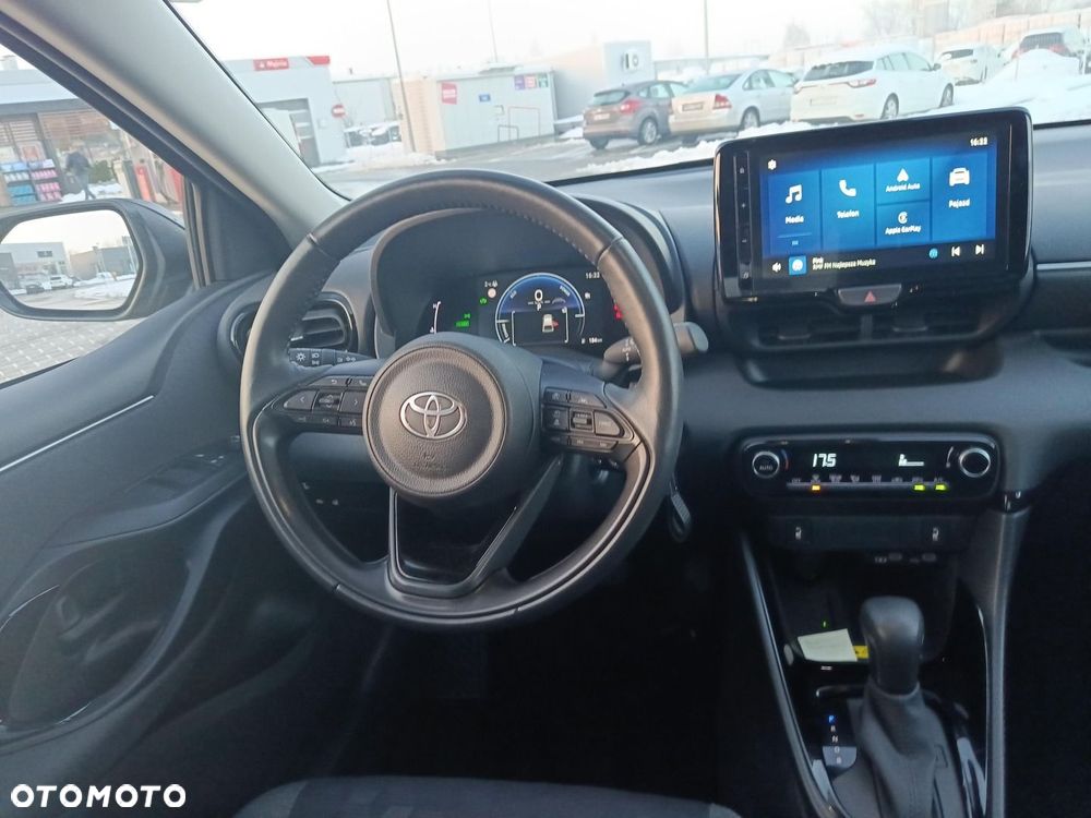 Toyota Yaris Hybrid 1.5 Style - 12