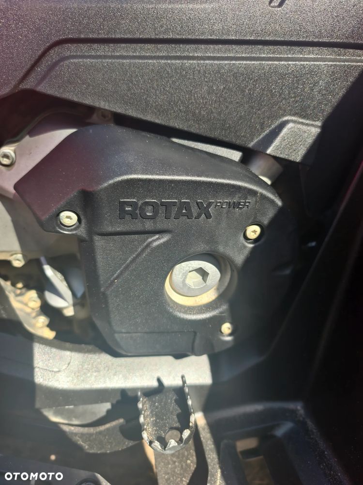 Can-Am Outlander - 24