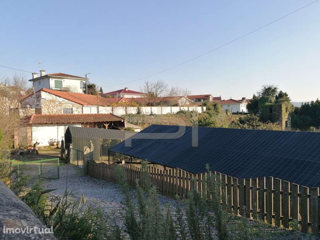 Terreno com 2.430 m² e Ruína em Ribeirão - Grande imagem: 2/20