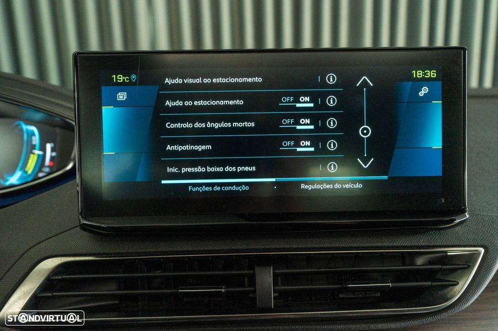 Peugeot 3008 1.6 Hybrid GT Pack e-EAT8 - 17