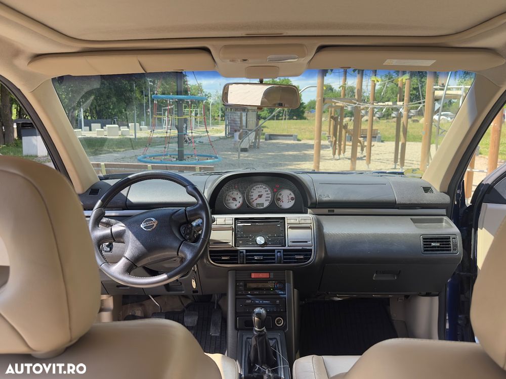 Nissan X-Trail - 12