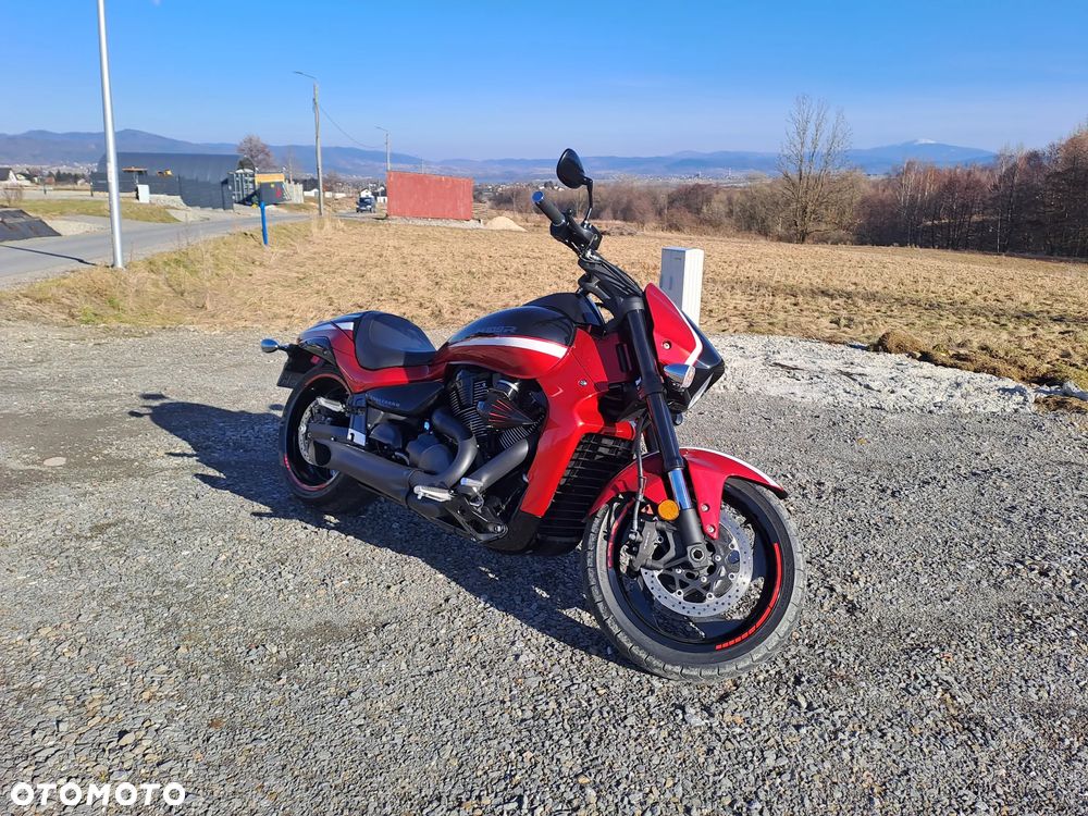 Suzuki Boulevard - 3