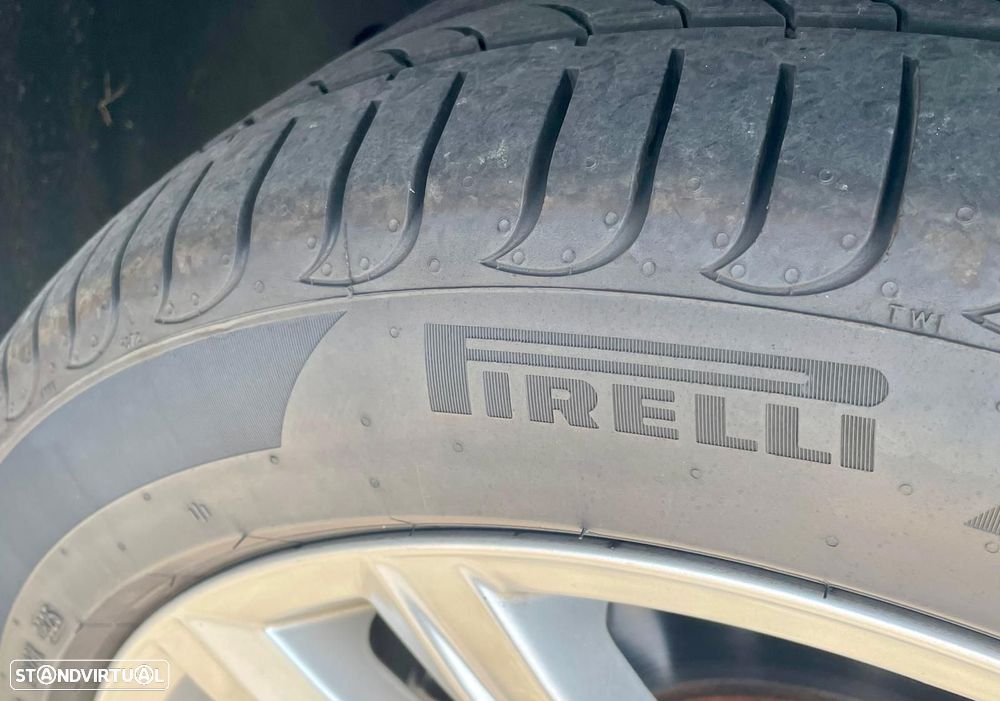 VW Passat Variant - 24