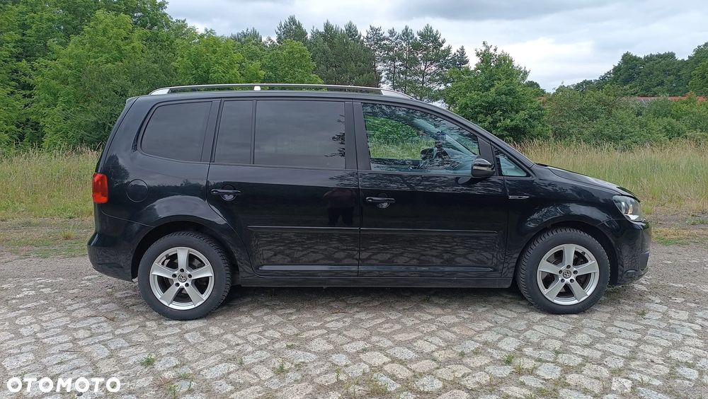 Volkswagen Touran - 6