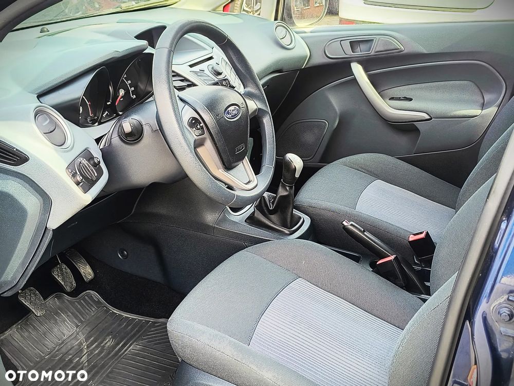 Ford Fiesta 1.25 Ambiente EU5 - 5