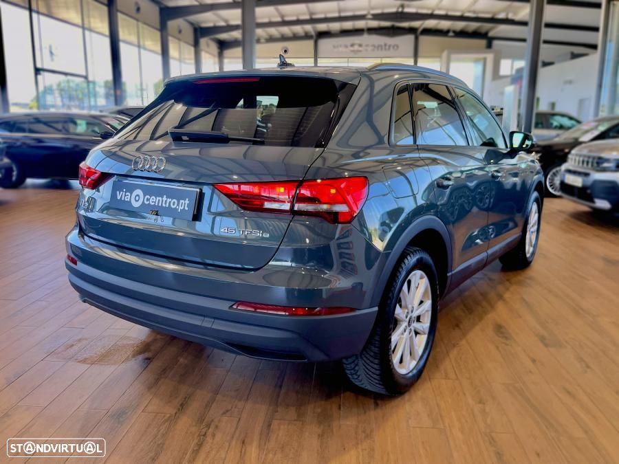 Audi Q3 45 TFSIe S tronic - 2