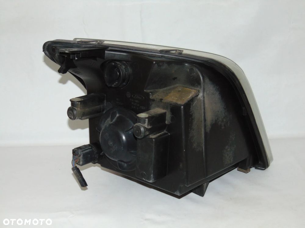 ORYGINAŁ lampa przednia przód lewa prawa Ford Tourneo Transit Connect MK1 I 02-06r - 17