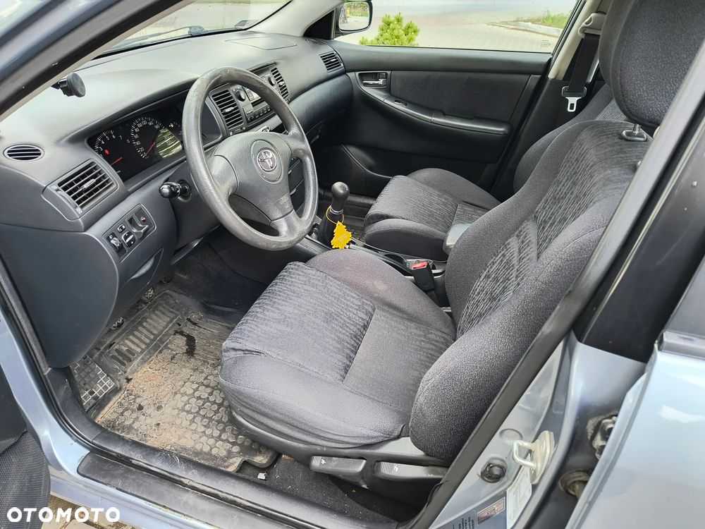Toyota Corolla 1.4 VVT-i Terra - 14