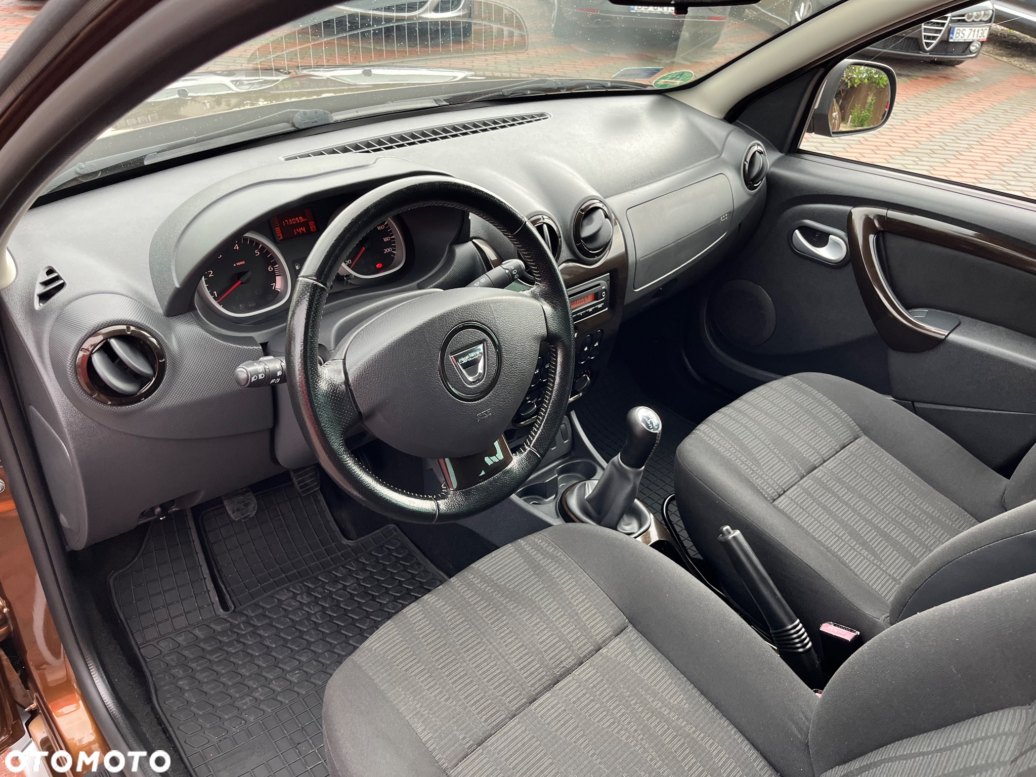 Dacia Duster 1.6 Laureate - 19