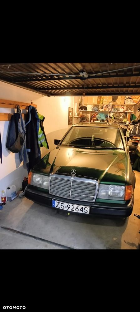 Mercedes-Benz W124 (1984-1993) - 1