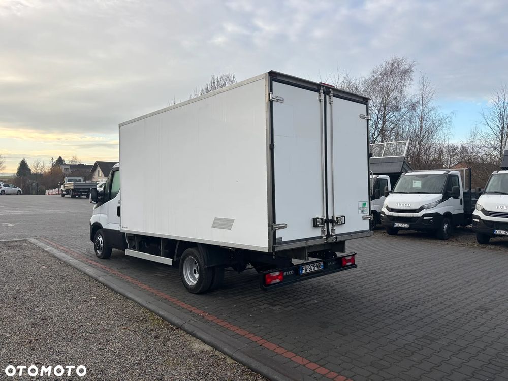 Iveco DAILY 35C14,35C15,35C16,35C17 IZOTERMA 8 PALET EURO MOZLIWOSC MONTAZU AGREGATU KONTENER WINDA - 3