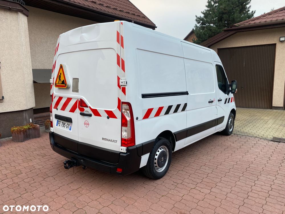 Renault Master L2 H2 warsztat mobilny zasilanie 230V - 7