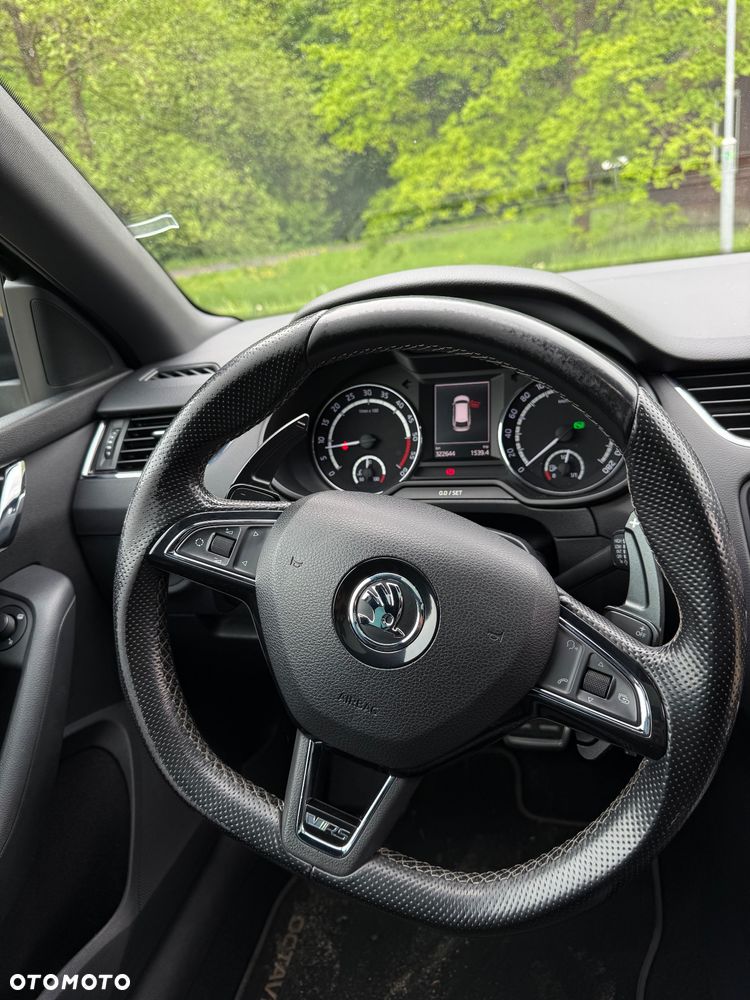 Skoda Octavia 2.0 TDI RS DSG - 18