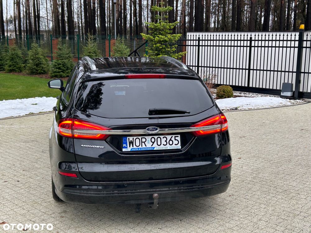 Ford Mondeo - 12