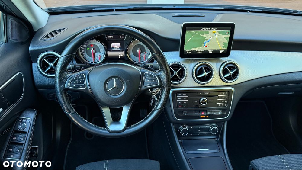 Mercedes-Benz GLA - 20
