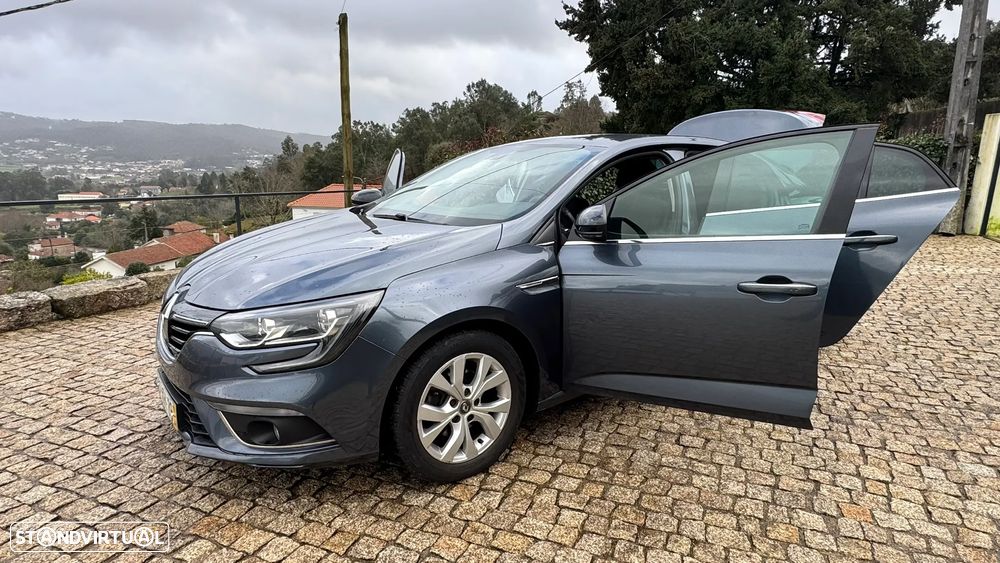Renault Mégane 1.5 Blue dCi Limited - 1