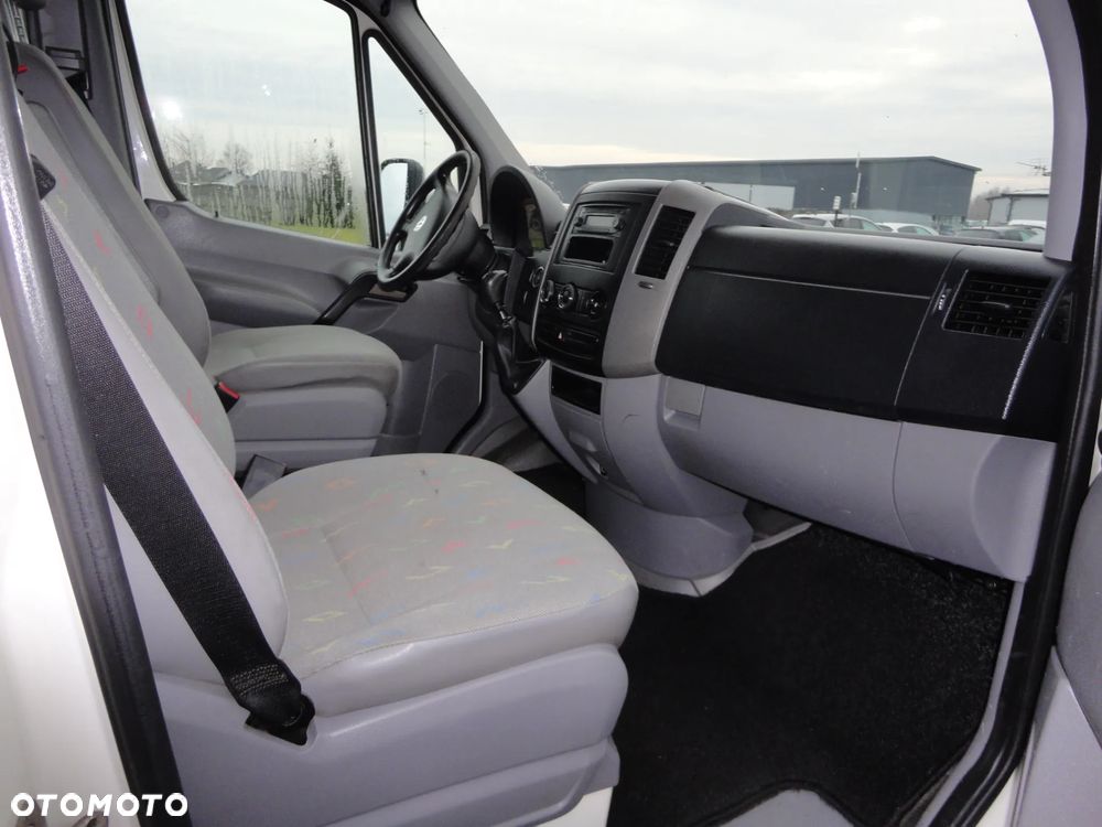 Volkswagen Crafter - 10