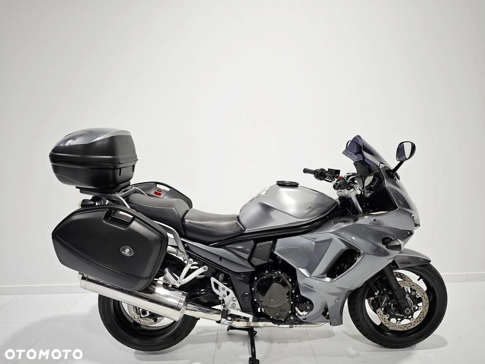 Suzuki GSX - 1