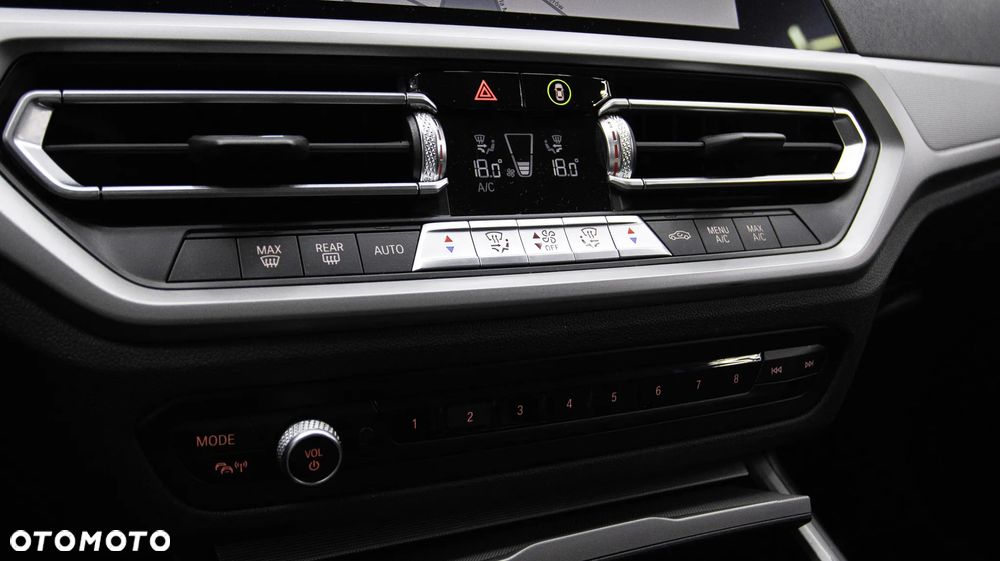 BMW Seria 3 318i Advantage sport - 23