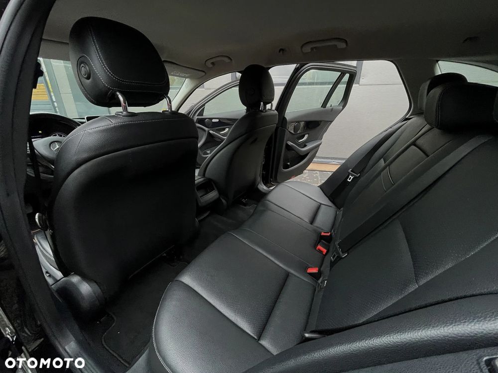 Mercedes-Benz Klasa C - 19