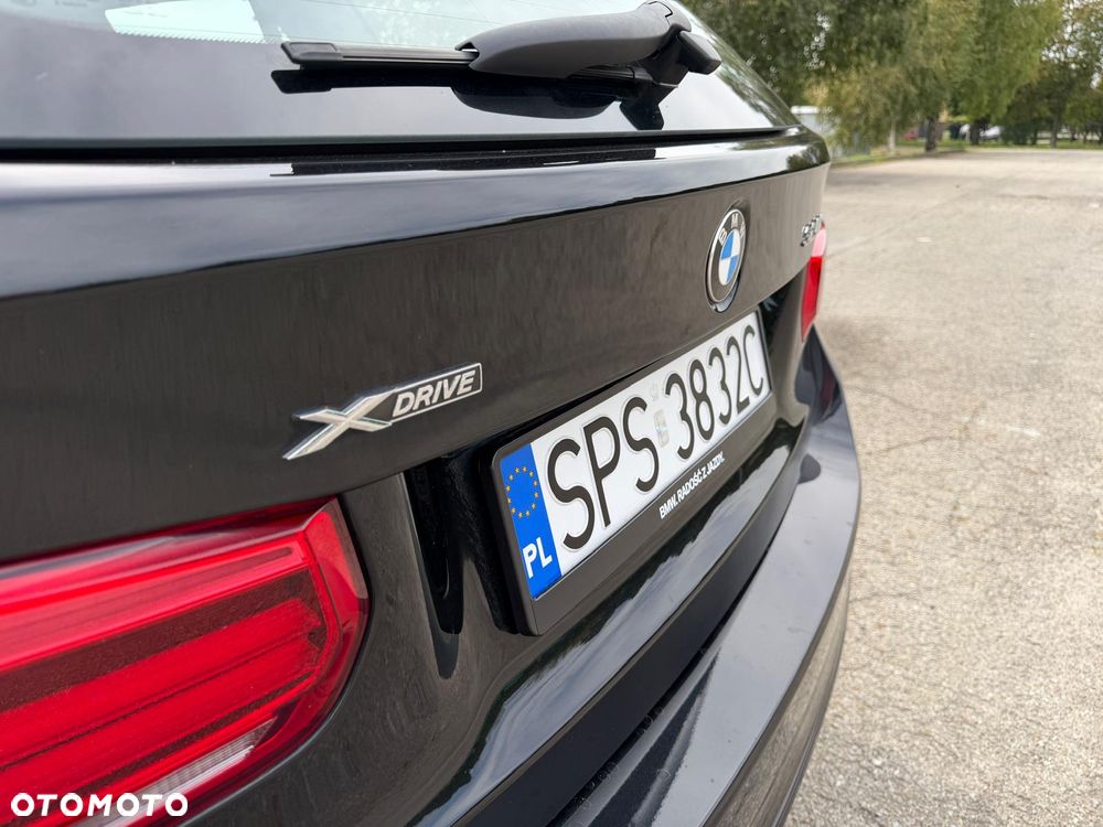 BMW Seria 3 320i xDrive Sport Line - 12