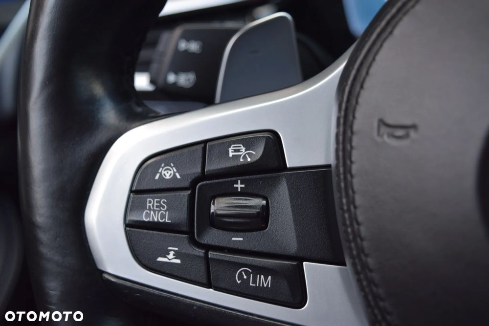 BMW Seria 5 525d Touring Sport Line - 26