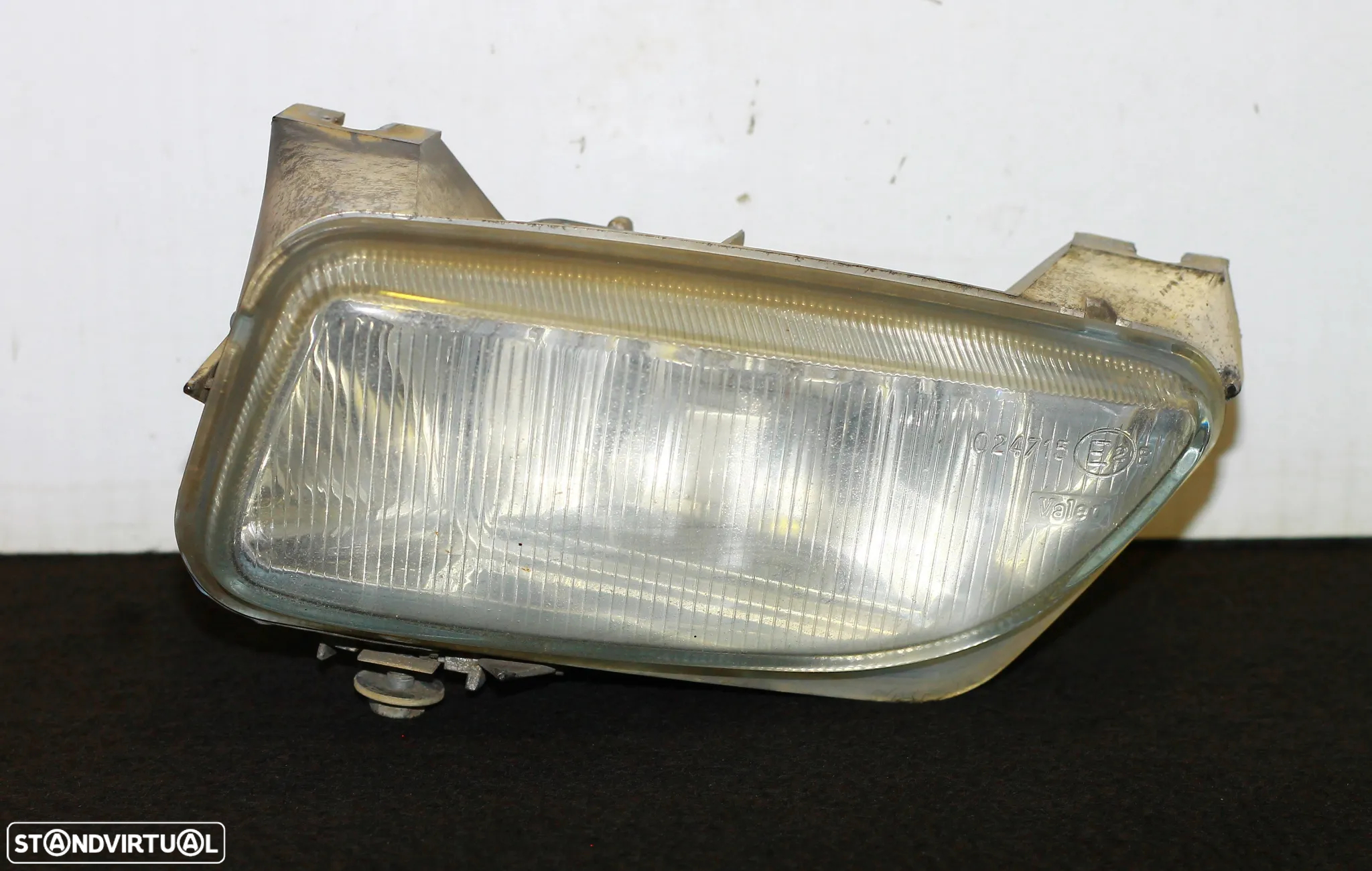 FAROL DE NEVOEIRO ESQUERDO CITROËN SAXO - 2