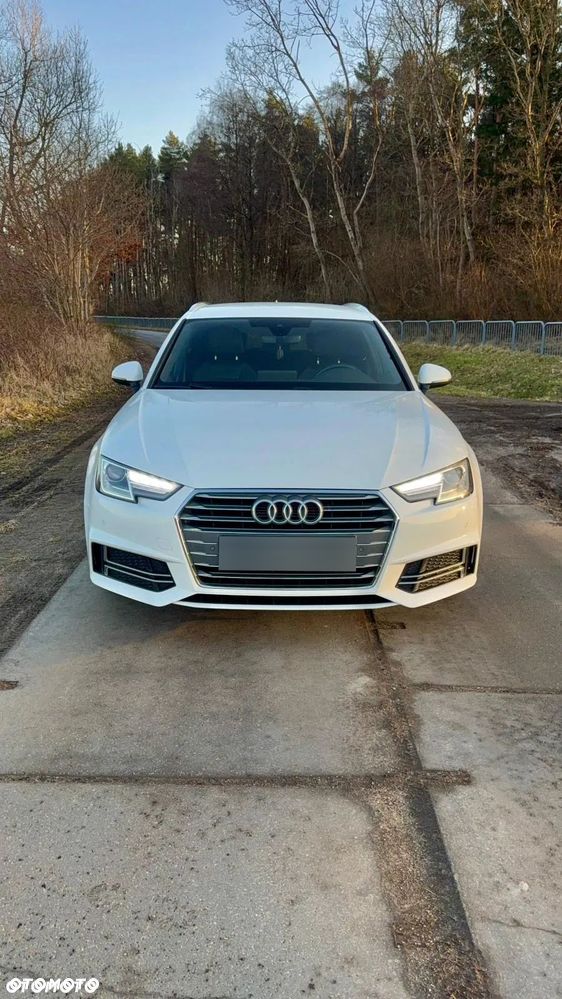 Audi A4 Avant 2.0 TDI Design S tronic - 1
