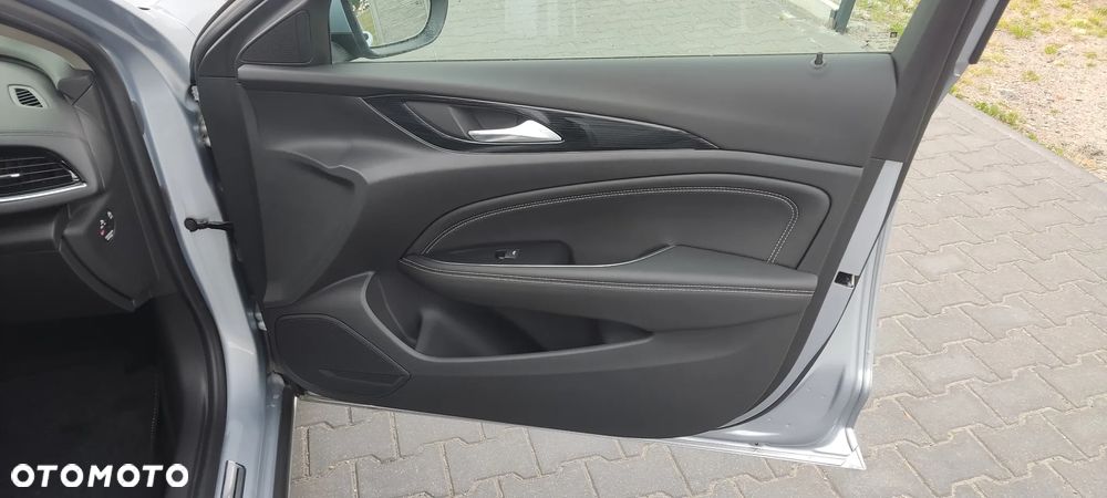 Opel Insignia 2.0 CDTI ecoFLEX Start/Stop Business Innovation - 33