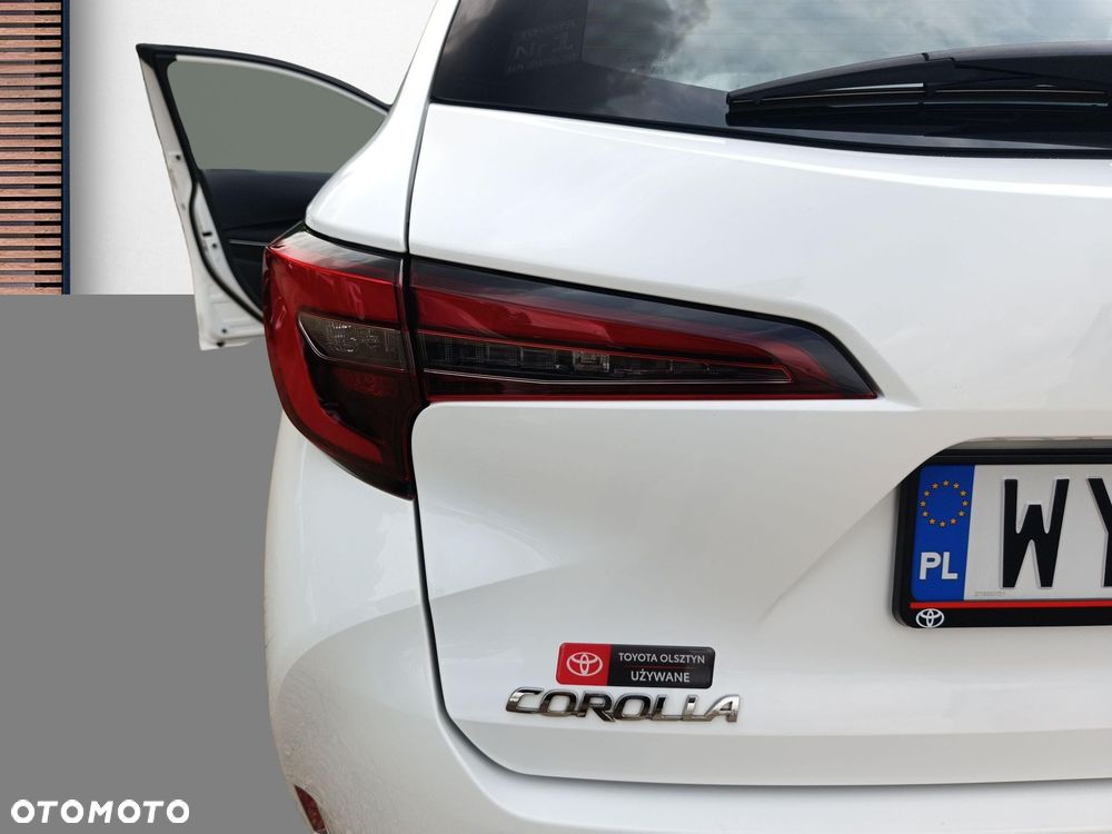 Toyota Corolla 1.8 Hybrid Comfort - 34
