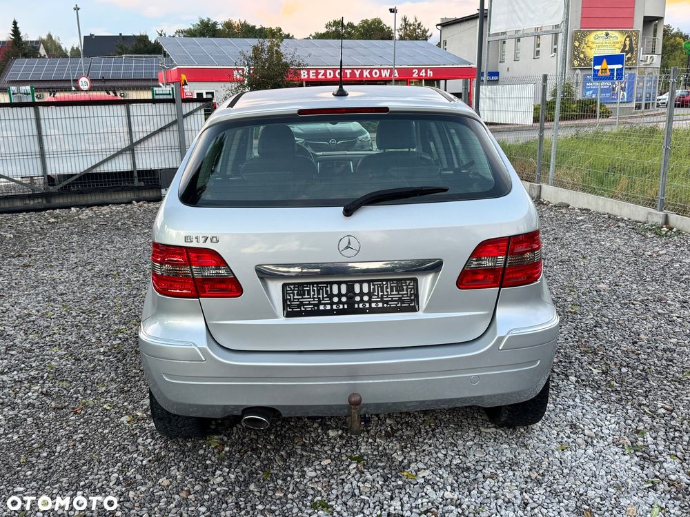 Mercedes-Benz Klasa B 180 CDI Autotronic - 11
