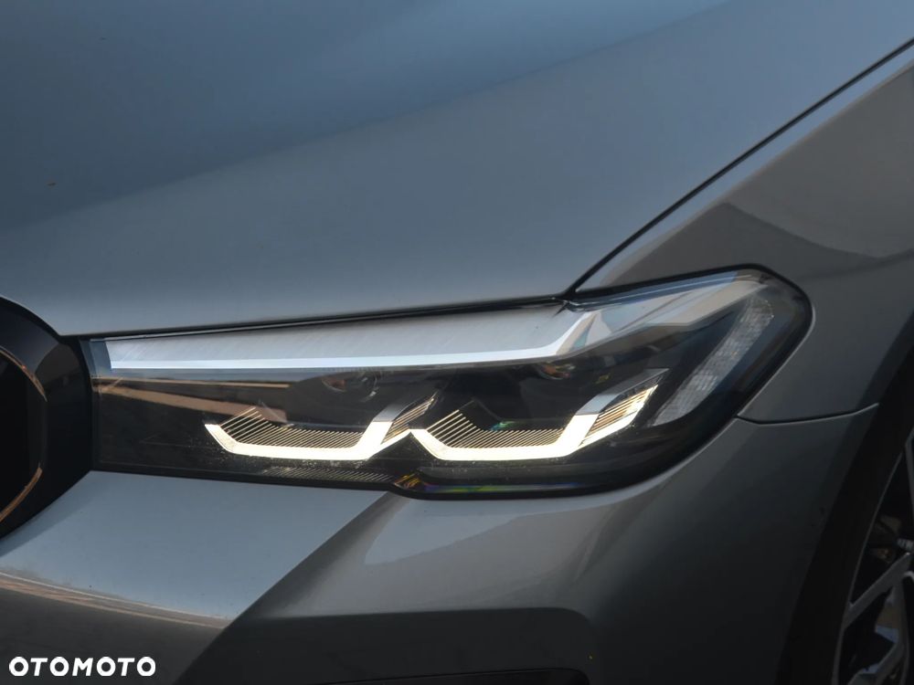 BMW Seria 5 520d xDrive MHEV M Sport sport - 17
