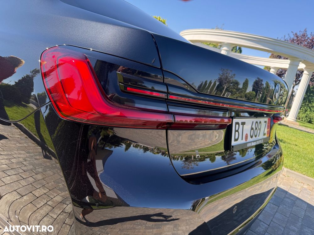 BMW Seria 7 740Ld xDrive MHEV - 35
