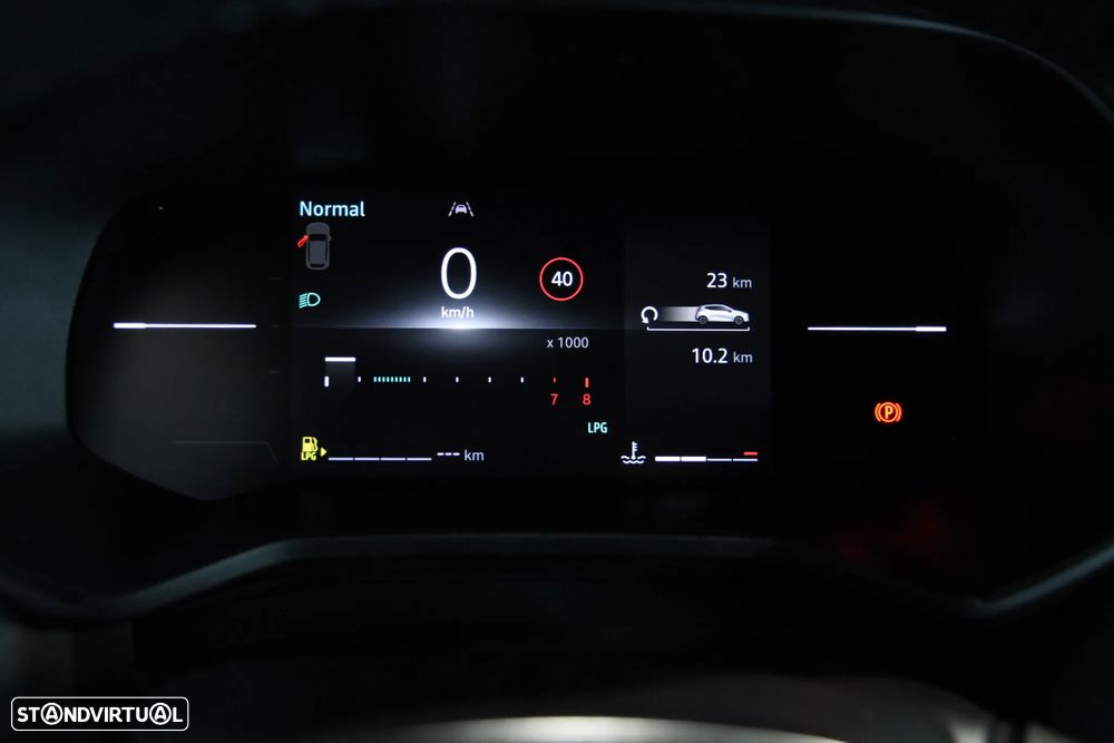 Renault Clio 1.0 TCe Evolution Bi-Fuel - 22